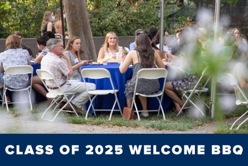 Students and faculty enjoy the 1L Welcome Barbecue in August 2021.