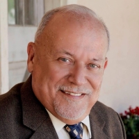 The Honorable Frank J. Ochoa, Jr. , Class of 1975